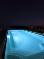 Onebedroom apartment with a pool and jacuzzy - B&B Budva