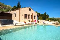 Villa Azuria con Piscina Privata Vista Mare - B&B