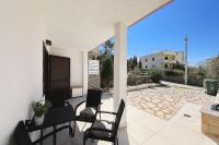 Hibis, No 3 - Chambres d’hôtes Starigrad