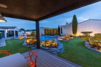 ღ Villa des Astres 850 m2 - Piscine, Sauna, Hammam, & Salle de Cinéma - Chambres d'hôtes La Noue