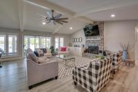 Hot Springs Village Lake House with Deck - Chambres d’hôtes
