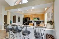 Osage Beach Vacation Rental with Deck and Grill - Chambres d’hôtes Osage Beach