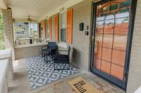 Historic Revival King Bed Midtown Memphis 66 Fast WiFi Free Parking Yes Pets - Chambres d’hôtes