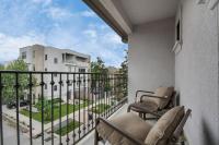 3BR 3Ba Upscale Luxury Home in The Heights - B&B