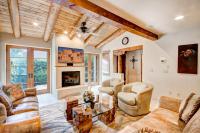 B&B Santa Fe - El Corazon de Santa Fe, 3 Bedrooms, Sleeps 6, Flat Panel TVs, Fireplaces - Bed and Breakfast Santa Fe