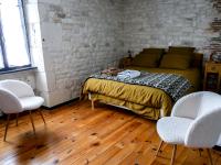 Kamer met Kingsize Bed