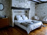 Kamer met Kingsize Bed