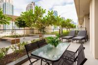 Prime Retreats @ Burj Royale By Emaar - B&B
