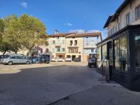 B&B Poncin - Appartement sur la place de Poncin - Bed and Breakfast Poncin