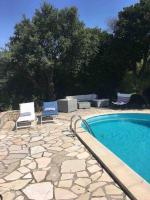 Villa climatisée, vue mer et colline avec piscine - B&B Les Issambres