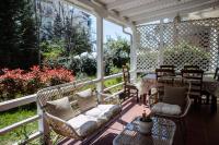 The Pine Grove Villa - B&B