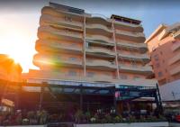 Nice Lungomare Beach Full Apartment in Vlora. - B&B Valona