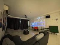 B&B Kangkar Pendas - Lux 3BR max 25pax Projector 160inch Netflix Iskandar Puteri near Legoland - Bed and Breakfast Kangkar Pendas