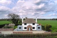 B&B Wrentham - Covehithe House-Coastal luxury- sleeps 12-with huge swimspa! - Bed and Breakfast Wrentham