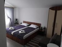 Habitación Doble con balcón (2 adultos + 1 niño)