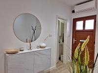 Apartment Hana - Ferienwohnung