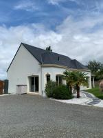 Villa avec piscine aux portes du circuit des 24 heures - B&B Arnage