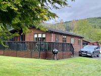 B&B Rowardennan - Cozy Cabin with Stunning Loch Lomond Views - Bed and Breakfast Rowardennan