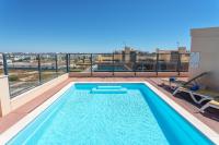 Privilege Apartment Santana with Rooftop Pool, Village Marina - Olhão - B&B Olhão