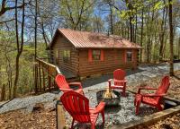 B&B Cherry Log - Mountain View Retreat With Firepit Pet Friendly - Bed and Breakfast Cherry Log