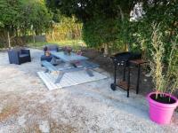 Maison charentaise à la campagne - B&B Bécheresse