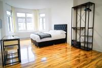 Studio mit Kingsize-Bett