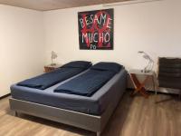 Basic Dreibettzimmer mit Gemeinschaftsbad