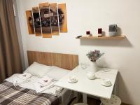 MYFREEDOM Apartments Академмістечко метро та комфорт - Chambres d’hôtes Kiev