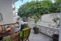 Beautiful House in the Capital of Paros - B&B Parikia