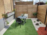 Appartement neuf avec jardin privatif - B&B Périgueux