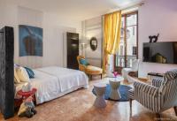 B&B Vérone - Billie's Flat RED - art & design apt in Verona historic centre - Bed and Breakfast Vérone