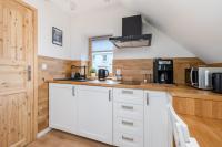 UROCZY ZAKĄTEK - Apartamenty z własnymi tarasami i grillem w centrum Zatora, blisko Energylandii - B&B Zator