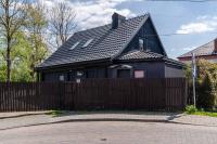 Dom wakacyjny z Jacuzzi na wyłączność do 16 osób w centrum Zatora blisko Energylandii - Chambres d'hôtes Zator