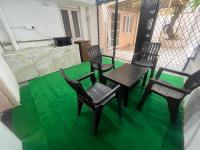 B&B Hyderabad - Visitors Lounge by MMG - Furnished Flat 3BHK - Road 12 Banjara Hills - Bed and Breakfast Hyderabad