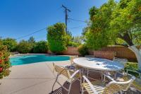 B&B Phoenix - Phoenix Vacation Rental Studio with Outdoor Kitchen! - Bed and Breakfast Phoenix