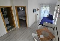 Apartment mit Terrasse