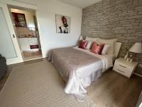 Apartment mit Balkon