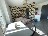 Studio petit plus gaming ! - B&B Calais