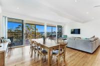Luxury on Dutchmans Beach - B&B Nelson Bay