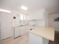 Beachside Shoal Bay Unit 5 - Bed and Breakfast Shallow Bay