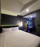 HOTEL JJH - newly opened near BUGIS