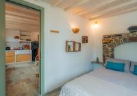 Houses at Chrisopigi Sifnos - B&B