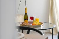 Stylish House - Close to City Centre and Luton Airport - Free Parking, Super-Fast Wifi, Garden and Smart TV with Netflix by Yoko Property - Chambres d’hôtes