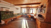 Apartment mit Terrasse