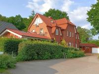 B&B Achim - Moderne Ferienwohnung mit Kamin u Garten im EG 100qm Nähe Weser und Golfplatz - Bed and Breakfast Achim