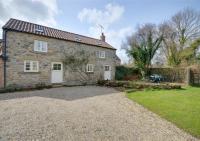 Standfield Hall Cottage - B&B