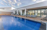 Menlyn Maine Trilogy Apartment 101 - Bed and Breakfast
