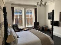 King-Size Four-Poster Double Room