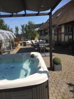 FLETCHERS HALL COVERED POOL Heated - Chambres d’hôtes Freckleton