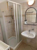 Familienzimmer mit Terrasse